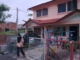 Second debaters from smk bandar putra, nur fatimatuzzahrah qistina. 16 Jalan Putra 1 35 Taman Bandar Putra 85000 Segamat Johor Mapio Net