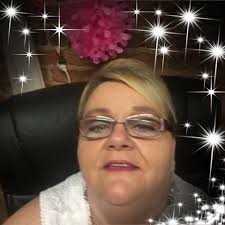 Call and listen to How the Grinch Stole Christmas. Super cute treat for the  kids. 💚❤️