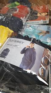 Hainele second hand sunt ambalate in saci si apoi sacii sunt comercializati la pret per kg. Depozit Haine Second Hand Olanda Germania Posts Facebook