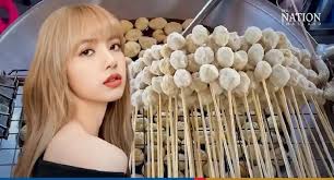 Buriram verschenkt 500 kg Fleischbällchen, Thailand, Isaan