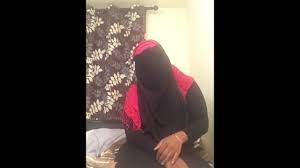 Lonely Niqabi Hijabi Woman Sucking Dildo & Shaking Ass - Pornhub.com