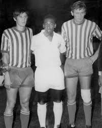 Осим ивица / ivica osim. Bosnian History On Twitter Zeljeznicar Santos 1 1 Bukal 45 Pele 78 Sarajevo 1969 Fkzeljeznicar S Vahidin Musemic And Ivica Osim Posing With Pele Https T Co 00pfsihts8
