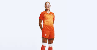 Oranje leeuwinnen moments videos belong to: Oranje Leeuwinnen Tenue Off 66
