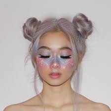 Mercedes cla 250…my next car. Galaxy Make Up Der Heisseste Schminktrend Aus Dem Instagram Fasching Makeup Fantasy Make Up Haar Styling