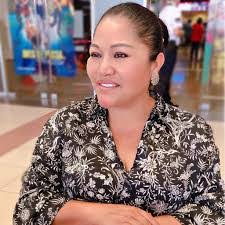 Susan Tello's Instagram, Twitter & Facebook