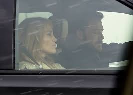 Las primeras imágenes de jennifer lopez y ben affleck el 8 de mayo de 2021 (the grosby group) en marzo, se conocía que j.lo y alex rodriguez habían terminado su romance de cuatro años. Ben Affleck Jennifer Lopez Reunite In Miami Photos Hollywood Life