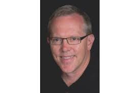 Eric Hays's Instagram, Twitter & Facebook