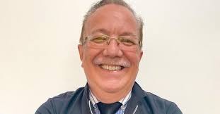 Sérgio Cortez: um profissional de destaque na área da saúde, comprometido  com o bem-estar de seus pacientes