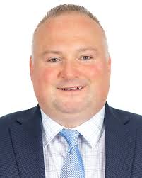 Jason Fortier's Instagram, Twitter & Facebook