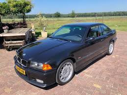 Schmiedmann offers access to our spareparts store, which hold over 300000 individual products. Lot Art Bmw E36 M3 Individual 1995