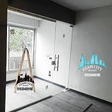 بارتشن زجاج سيكوريت مزود ب باب مفصلى glass door doors glass