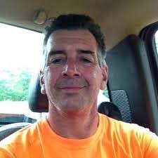 Douglas Oneil's Instagram, Twitter & Facebook