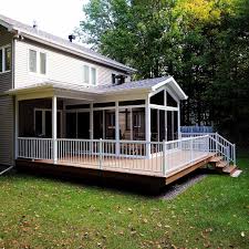 Solarium 3 Saisons Toit Cathedrale 3 Season Sunroom Cathedral Roof Extension De Maison Outdoor Living Screened In Porch Patio
