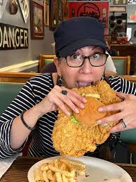 Free lunch offer in Evansville, IN