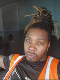 This why RV drivers need a cdl or something bc this guy almost lost it  yesterday, by not paying attention