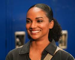 THE ROOKIE Season 2 Episode 12 "Now and Then" Photos