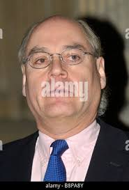 Honorable simon howard hi-res stock photography and images