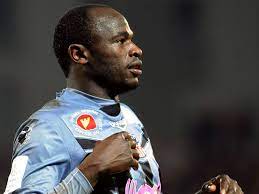 He was born on february 2, 1985 and his birthplace is kenya. Dennis Oliech Kenya Player Profile Sky Sports Football