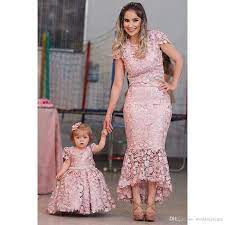 E non abbiamo saputo resistere ai vestiti uguali per mamma e figlia boboli proposti in questa collezione autunno inverno 2019/2020. Jakna Spavanje Jaje Vestiti Eleganti Madre E Figlia Emmacampphotography Com
