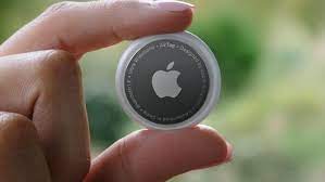 Apple's new airtag item trackers are ideal for attaching to things like bags and luggage cases, which makes it likely they'll become popular with travelers and backpackers who want to keep tabs on their. Apple Akhirnya Rilis Airtag Cocok Bagi Orang Pelupa