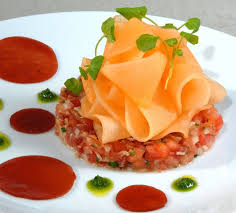 Tartare De Jambon A La Tomate Et Au Melon Recette Entree Froide Recette Melon Entree Gastronomique