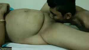 Indian Young Aunty Secret Pussy licking fuck with Neighbours Boy - XNXX.COM