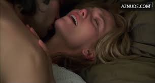 Diane Lane Sexy section in Unfaithful - UPSKIRT.TV