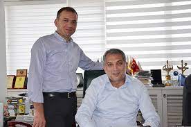 Muhafazakar siyasette yakın zamanda adından sıkça bahsedileceğe benziyor. Metin Kulunk Ak Parti Nin Kurucu Ruhu Korunmalidir