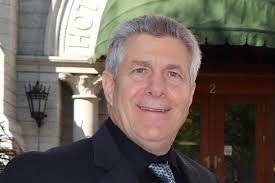 Le maire Serge Beaudoin de Clarenceville réélu