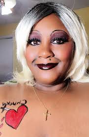 Question!! Does anyone know what hair color skullector Tiffany's hair is  cuz I'm planning to re-root mine but don't know the exact shade nd also  don't know Where to look. Pls lmk!!!