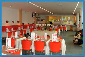 Sedie, sgabelli, panche, tavoli, monoblocchi mensa ed accessori sono tutti prodotti di qualità e altamente personalizzabili nei colori e nei materiali. Tavoli E Sedie Per Ristorante Pizzeria Bar Pub Belca Belca Srl