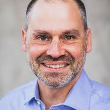 Scott Lengyel's Instagram, Twitter & Facebook