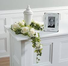 14 Funeral Urn Memorial Service Table Arrangement Ideas Funeral Floral Arrangements Funeral Flowers Funeral Flower Arrangements