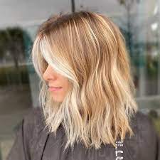 Lowlights are achieved by dying the selected thin strands of hair one to two shades darker than your base color. Updated 40 Blonde Hair With Brown Lowlights Looks August 2020