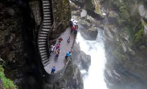 Baños de agua santa is located in the province of tungurahua at an altitude of 1820 meters above sea level. Inicio