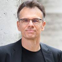 PDF) The Task of Becoming Minor: On the Politics of Representation