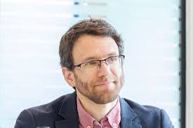 Alex Ely's Instagram, Twitter & Facebook