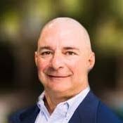 1700+ perfiles de «Spraggins»