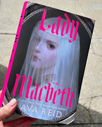 Bryn Turnbull Writes（@brynturnbullwrites）• Instagram 相片與影片