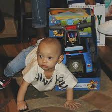 The star, who left the group for unspecified reasons, was arrested back in february for robbery and battery. Ray Ray Of Mindless Behavior Is A Dad