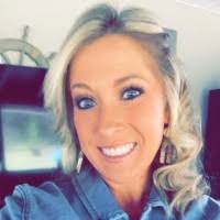 Cara Pena's Instagram, Twitter & Facebook