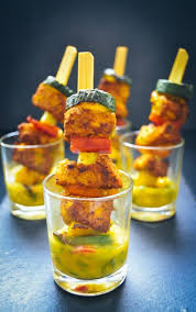 Chicken Mit Mangosalsa Brochetadepollo Chickenskewer Hahnchenspiess Mit Mango Salsa Hahnchenspiesse Mango Salsa Fingerfood