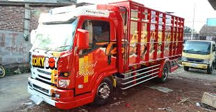 Pokoke ora canter ora banter, ya itulah celotehan yang biasa diucapkan oleh beberapa pengemudi truk mitsubishi canter, jadi canter ini selain kuat bertenaga juga irit bahan bakar. Edisi Giga Merah Putih Aries Poetra Bak Truk Facebook
