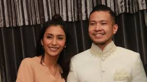 Biodata tyas mirasih lenkgap umur dan agama, istri raiden soedjono yang digugat cerai, isu orang ketiga ataukah ekonomi? Sah Tyas Mirasih Resmi Jadi Istri Raiden Soedjono Showbiz Liputan6 Com