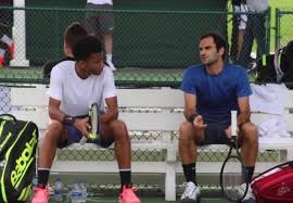 Tennis player félix augeraliassime fanpage. Auger Aliassime I Was Surprised By How Roger Federer Works