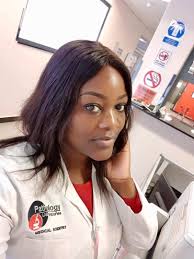 QUESTION OF THE DAY 🧬 When it comes to sensitive lab procedures, does  gender really matter? 🤔 Ladies — would you be comfortable having a male  technologist collect your HVS or Pap