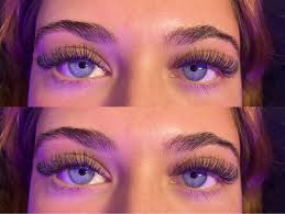 All that and a bag of chips 👌🏻 This stunning short blonde look was  created by Styling with Savannah