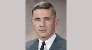 Former astronaut William Anders, who took iconic Earthrise photo, has died  in Washington plane crash