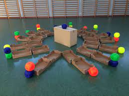 Por qué tus hijos no deben tomar mucho ketchup. Instalacion Juego Simbolico Juegos Sensoriales Para Ninos Javier Abad Juego Heuristico