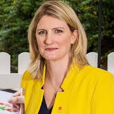 Ian Binks's Instagram, Twitter & Facebook